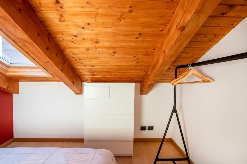 Charming 2.5Room Flat In Center Of Monforte D'Alba Bagian luar foto